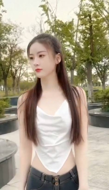 在洛卡小镇，客服zfmpa72